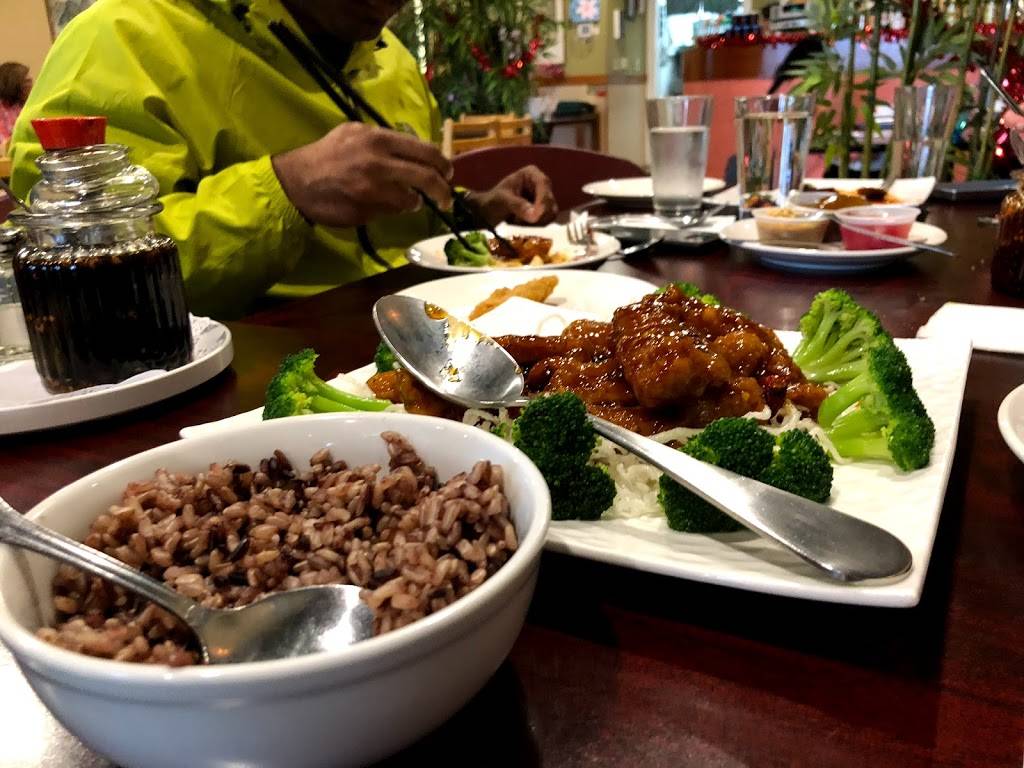 Teapot Vegetarian House | restaurant | 15230 NE 24th St Ste H, Redmond, WA 98052, USA | 4253731888 OR +1 425-373-1888