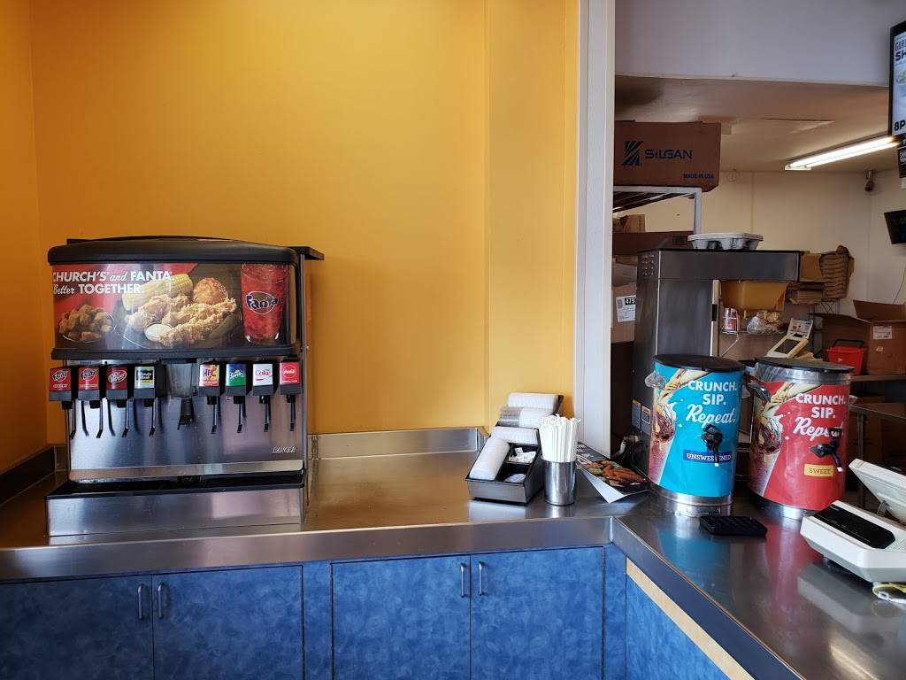 Churchs Chicken | restaurant | 6260 S 35th Ave #170, Phoenix, AZ 85040, USA | 6022325737 OR +1 602-232-5737