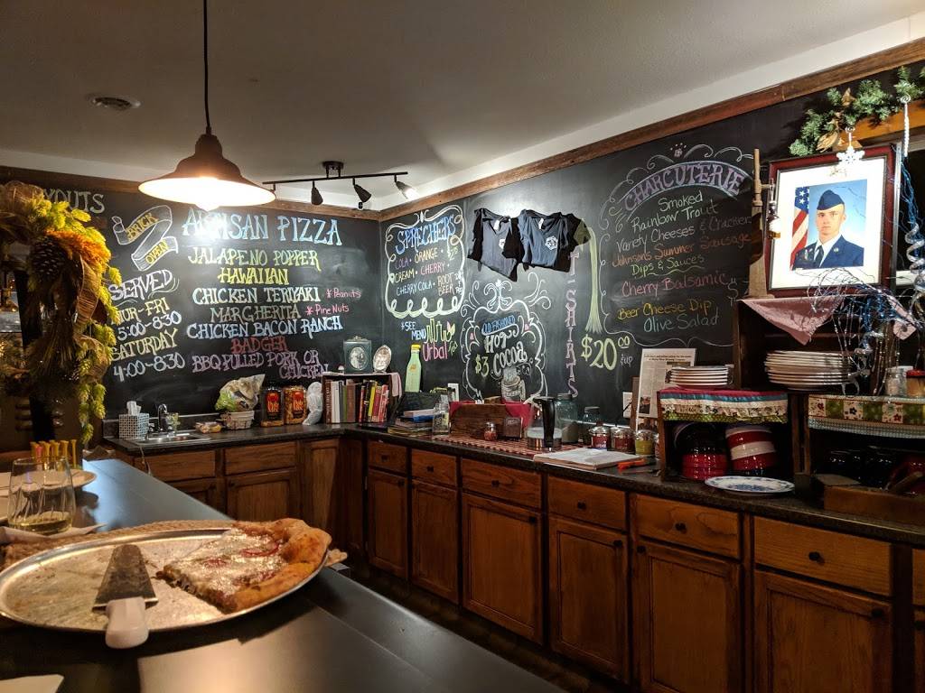 Mecan River Brewing Company | restaurant | 113 E Main St, Coloma, WI 54930, USA | 7152813506 OR +1 715-281-3506