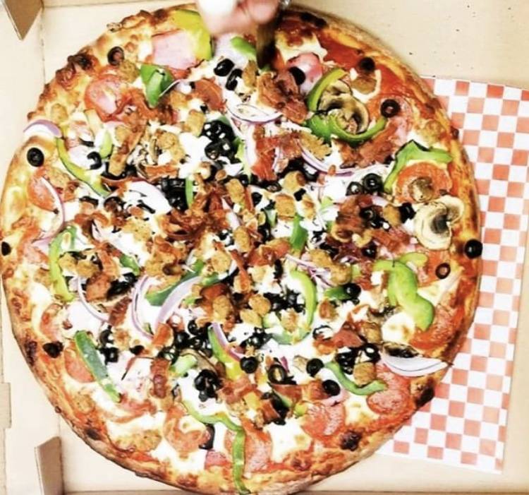 Valintina Pizza | restaurant | 2340 Pacific Coast Hwy B, Long Beach, CA 90804, USA | 5623862550 OR +1 562-386-2550