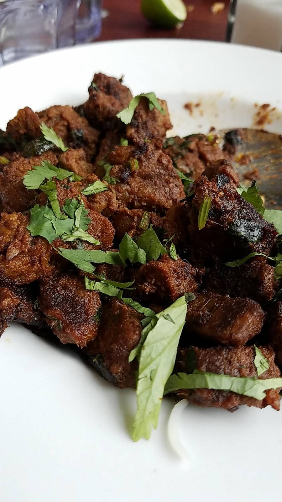 Naan On Devon | restaurant | 2241 W Devon Ave, Chicago, IL 60659, USA | 7732627676 OR +1 773-262-7676