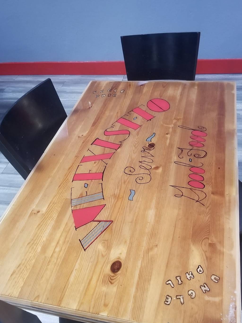 Uncle Phil | restaurant | 3856 N University Dr, Sunrise, FL 33351, USA | 7543023919 OR +1 754-302-3919