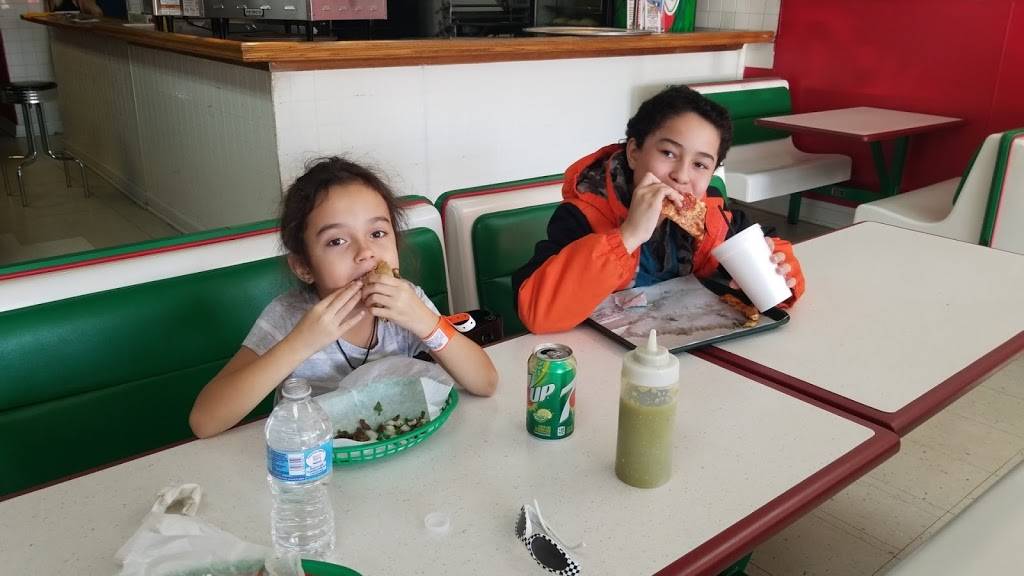 Tamales Y Más | restaurant | 6004 W 26th St, Cicero, IL 60804, USA | 7086563746 OR +1 708-656-3746