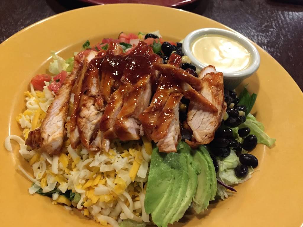 The Hop Yard Alehouse & Grill | restaurant | 3015 Hopyard Rd, Pleasanton, CA 94588, USA | 9254269600 OR +1 925-426-9600