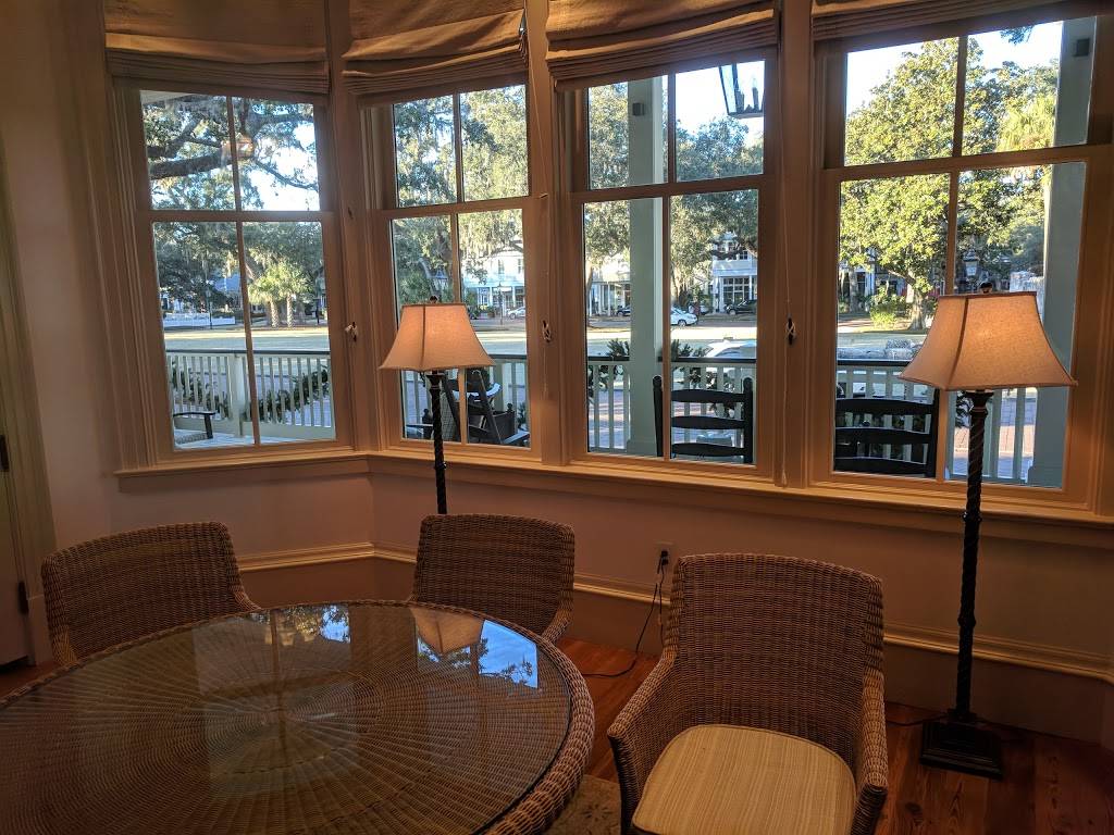 River House | restaurant | 1 Village Park Square, Bluffton, SC 29910, USA | 8437066542 OR +1 843-706-6542