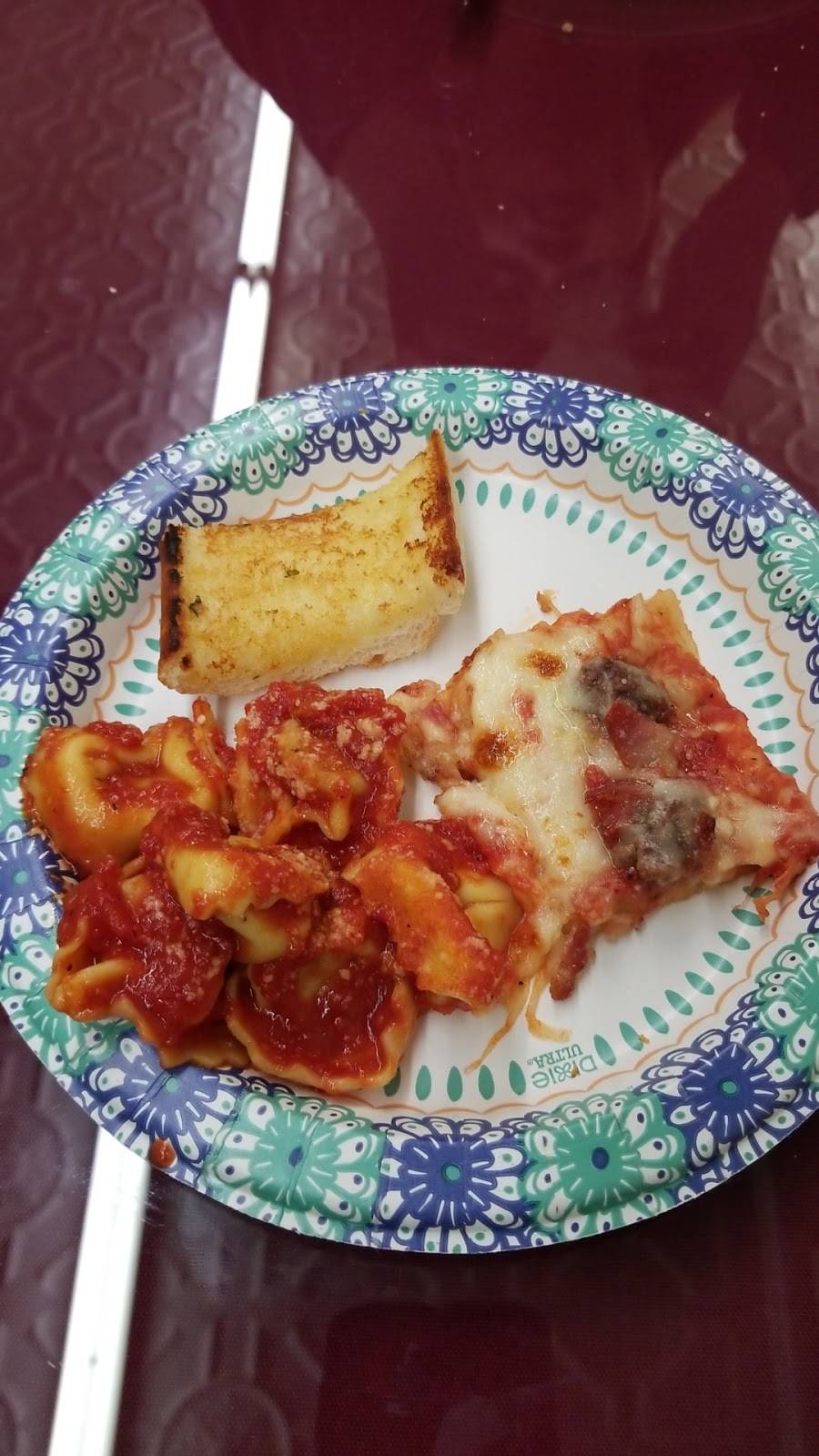 Village Pizza | restaurant | 107 N Van Buren St, New Athens, IL 62264, USA | 6184752207 OR +1 618-475-2207