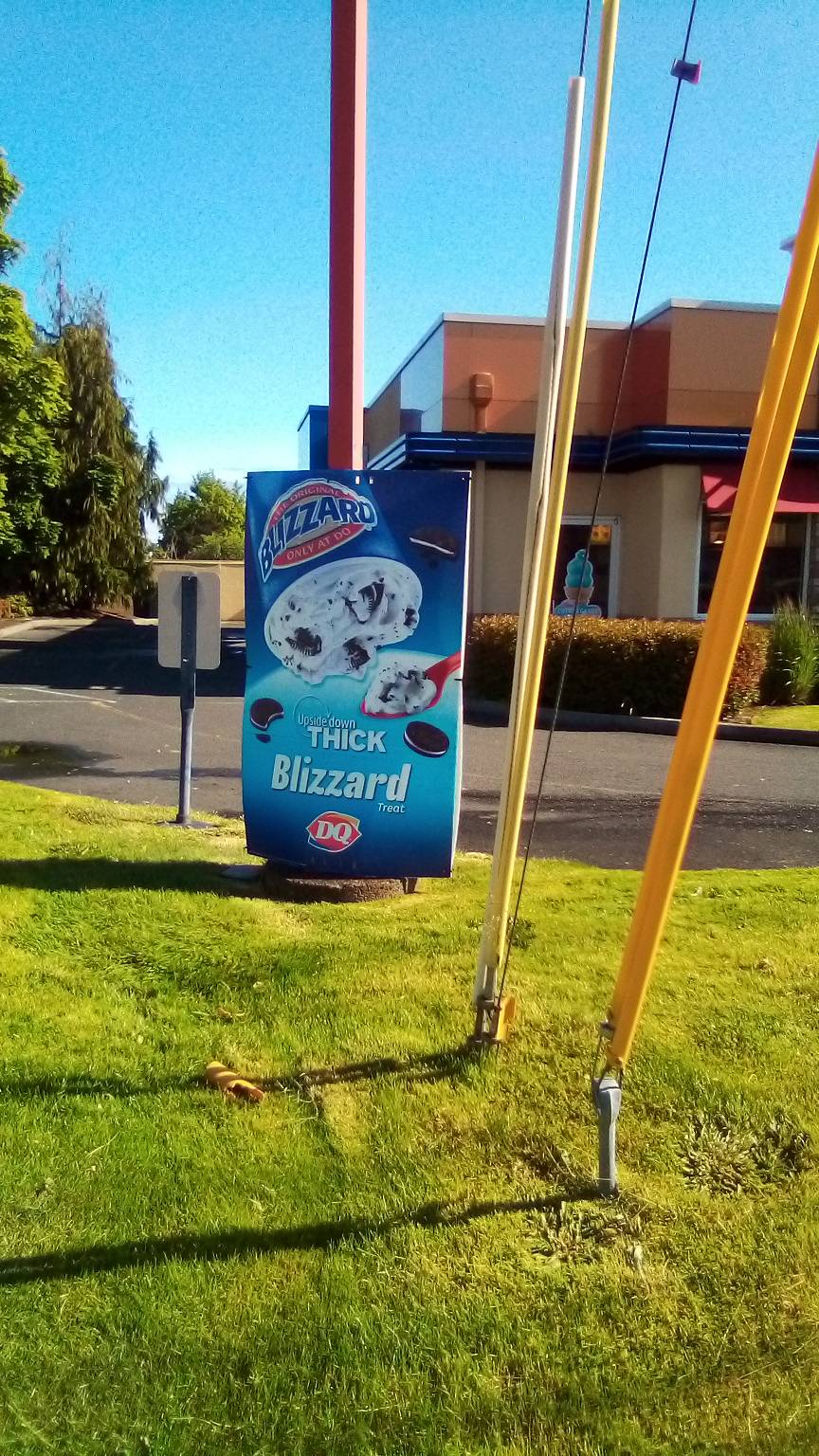 Dairy Queen | restaurant | 3001 Market St NE, Salem, OR 97301, USA | 5035881302 OR +1 503-588-1302