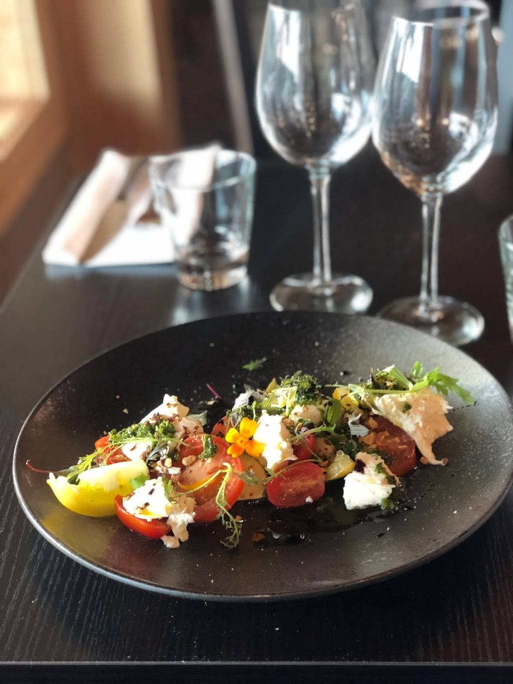 Ristorante La Vista | restaurant | 1500 QC-138, Kahnawake, QC J0L 1B0, Canada | 5145284782 OR +1 514-528-4782