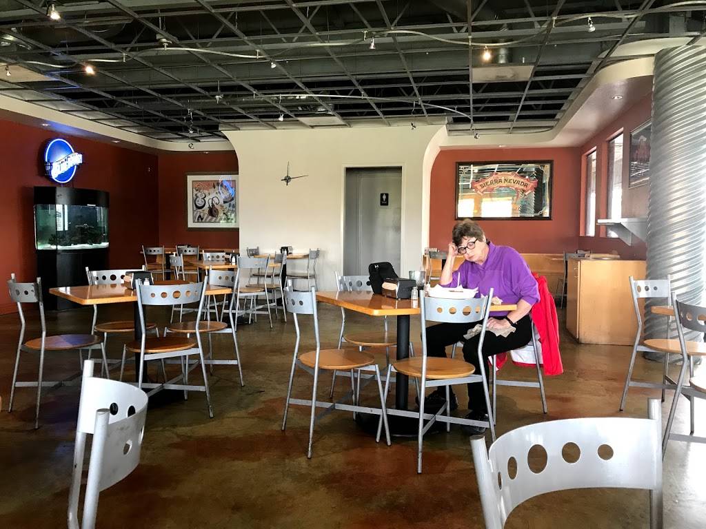 Monsoon Burger | restaurant | 321 Texas St, Fairfield, CA 94533, USA | 7074299888 OR +1 707-429-9888