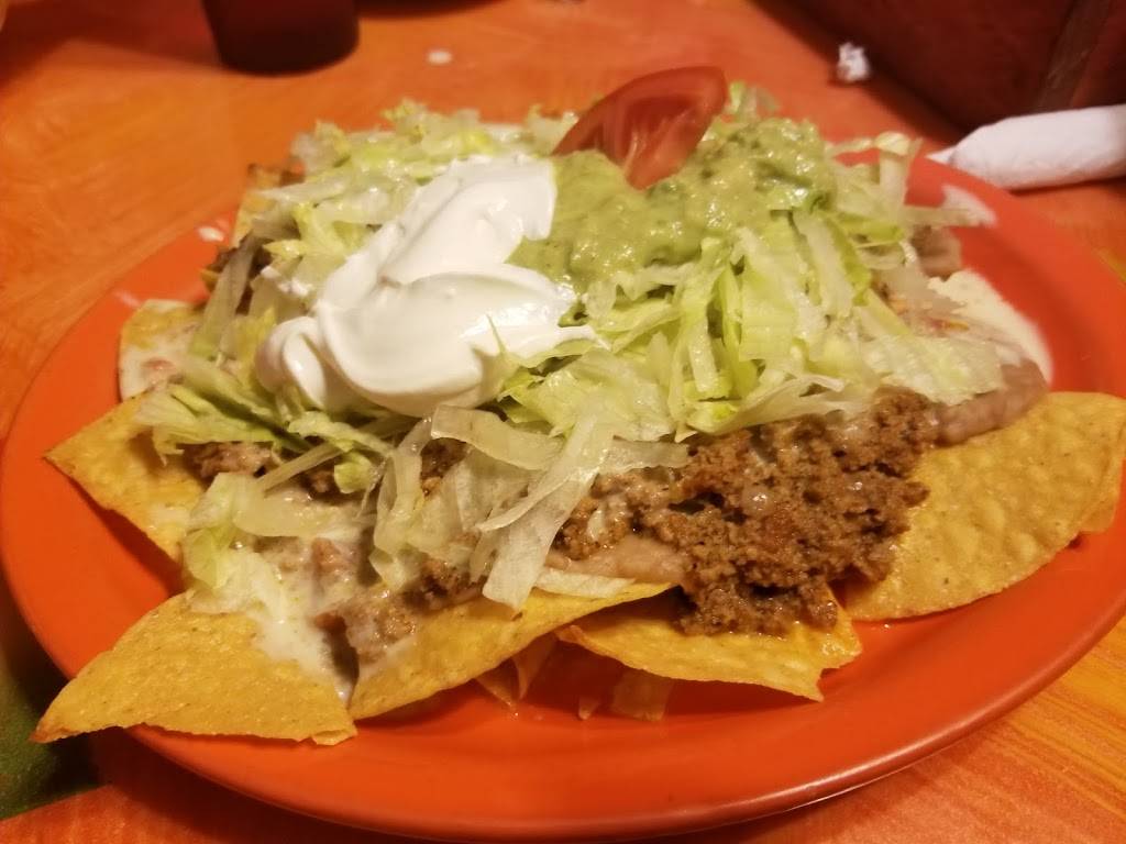 La Casa Mexicana | restaurant | 5699 Mullins Ave, Clintwood, VA 24228, USA | 2769266274 OR +1 276-926-6274