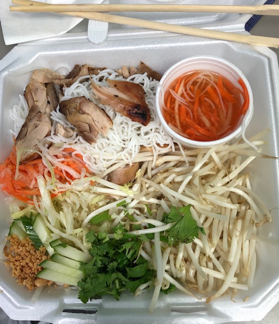 Saigon Nites | restaurant | 15689 N Hayden Rd #127, Scottsdale, AZ 85260, USA | 4806091116 OR +1 480-609-1116