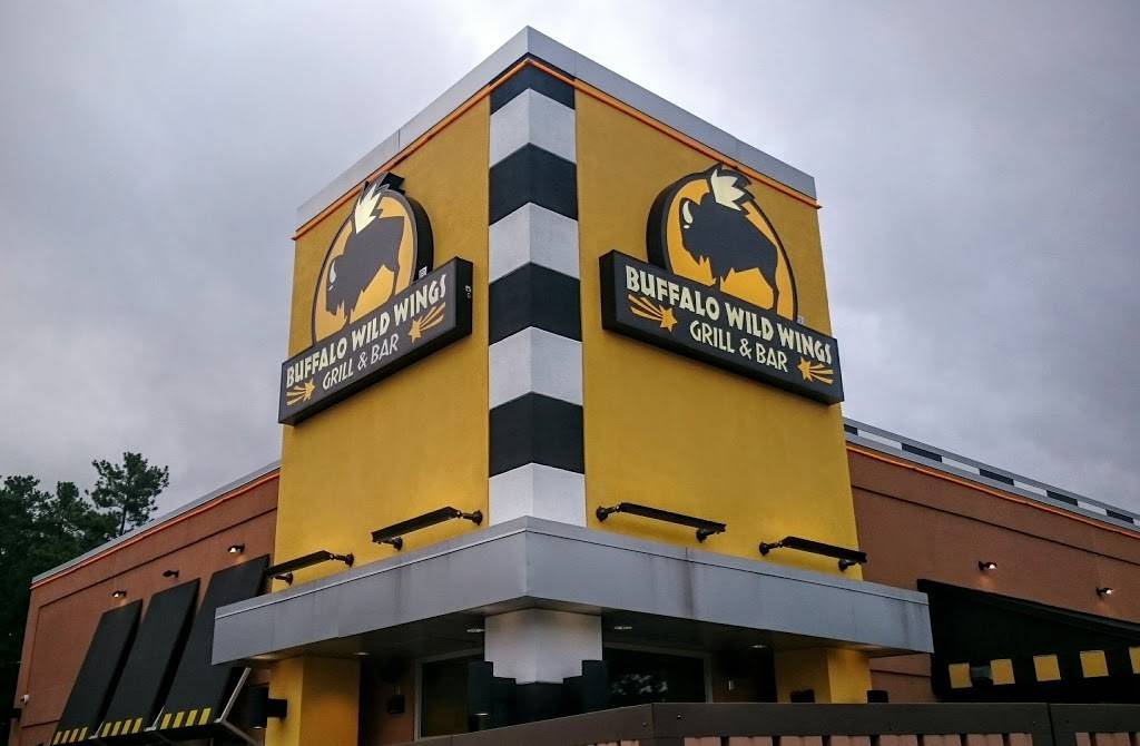 Buffalo Wild Wings | restaurant | 6709 Fayetteville Rd, Durham, NC 27713, USA | 9192064497 OR +1 919-206-4497