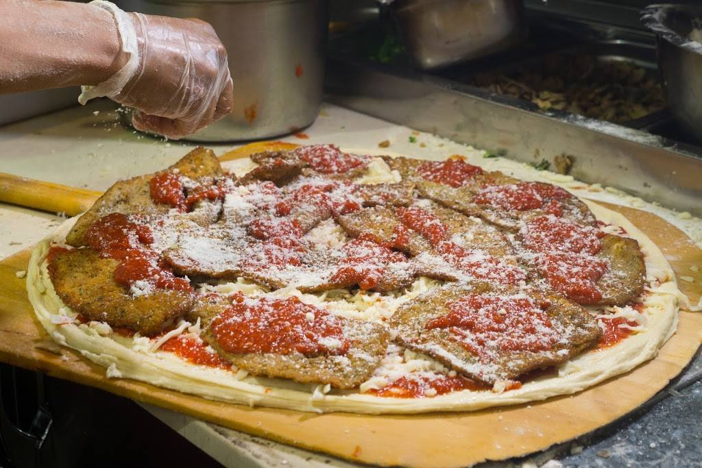 Roses Pizza and Pasta | restaurant | 1 Pennsylvania Plaza, New York, NY 10119, USA | 2126297455 OR +1 212-629-7455