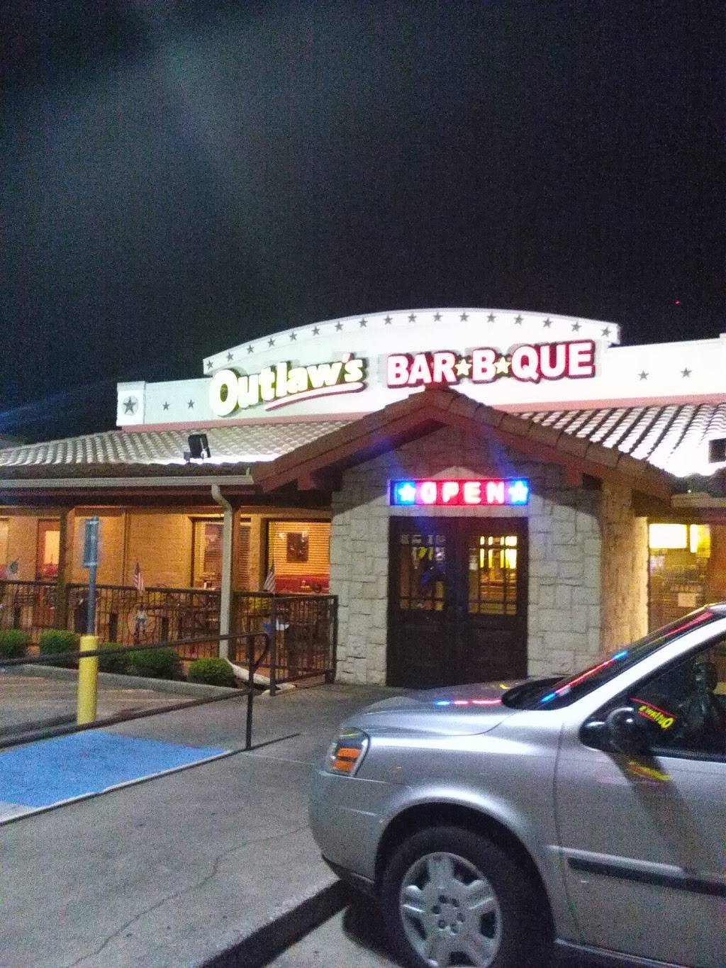 Outlaws Barbeque | restaurant | 2334 S Belt Line Rd, Grand Prairie, TX 75051, USA | 9722636063 OR +1 972-263-6063