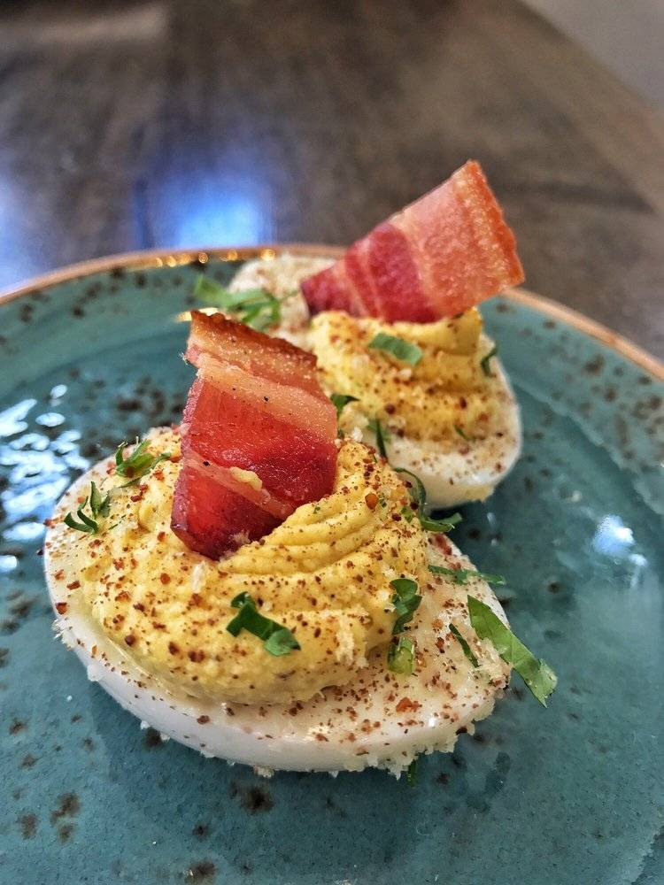 The Dorian | restaurant | 2001 Chestnut St, San Francisco, CA 94123, USA | 4158142671 OR +1 415-814-2671