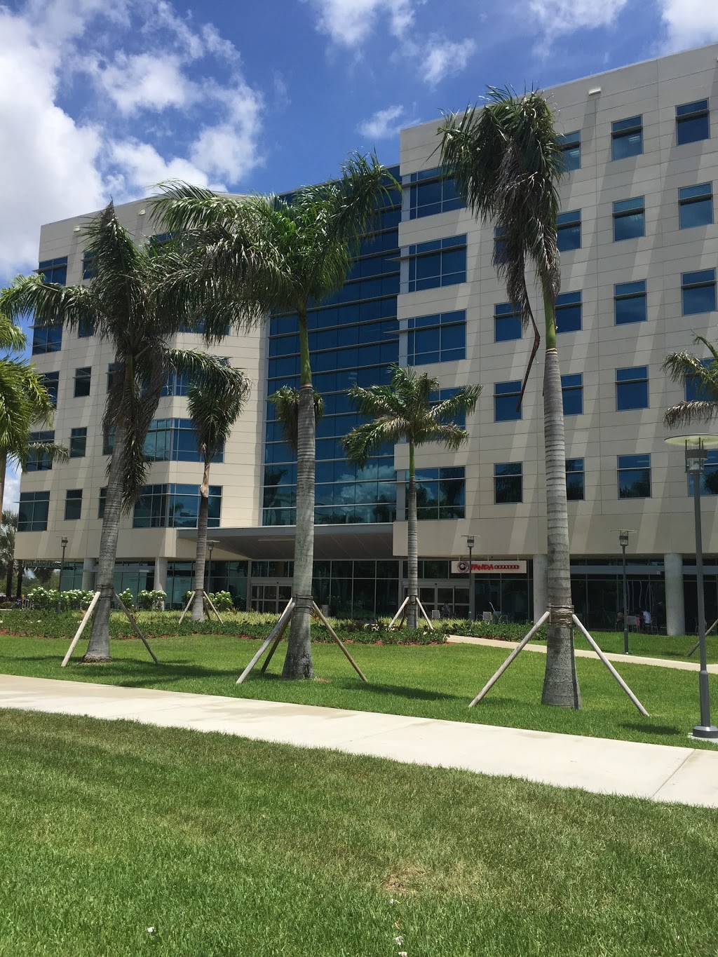 Panda Express | meal takeaway | 11200 SW 8th St, Miami, FL 33174, USA | 3053487774 OR +1 305-348-7774