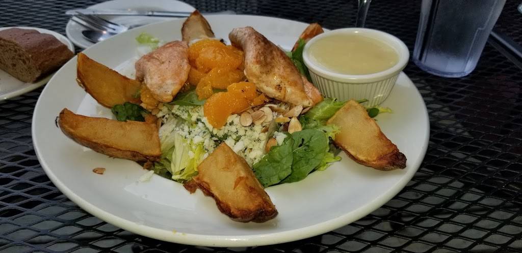 Triangle Park Bar & Grille | restaurant | 3010 Trier Rd, Fort Wayne, IN 46815, USA | 2604824342 OR +1 260-482-4342