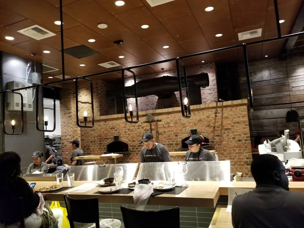 Matchbox Vintage Pizza Bistro | restaurant | 1100 S Hayes St h20, Arlington, VA 22202, USA | 7033403884 OR +1 703-340-3884