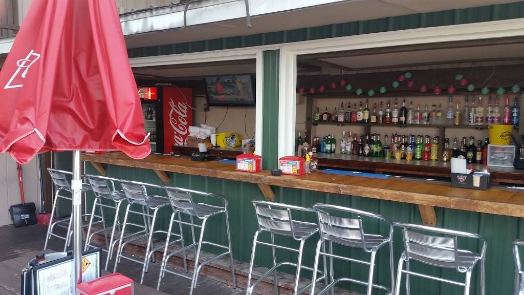 Brass Pelican at Holiday Lakes | restaurant | 13 Lake Holiday Ln, Willard, OH 44890, USA | 4199516001 OR +1 419-951-6001