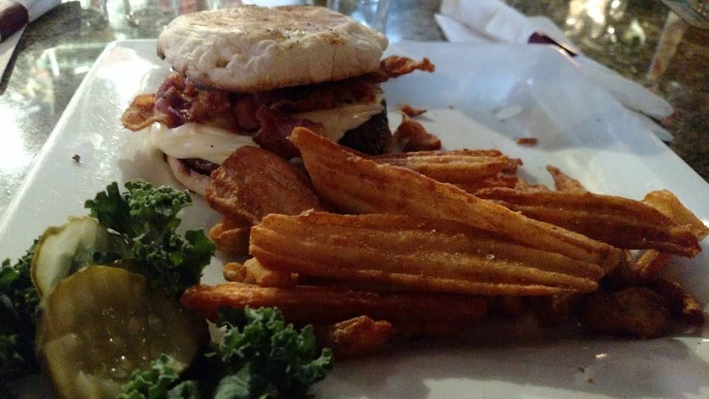 Stemies 1818 Tavern | restaurant | 2501 Seip Ave, Easton, PA 18042, USA | 6102580064 OR +1 610-258-0064