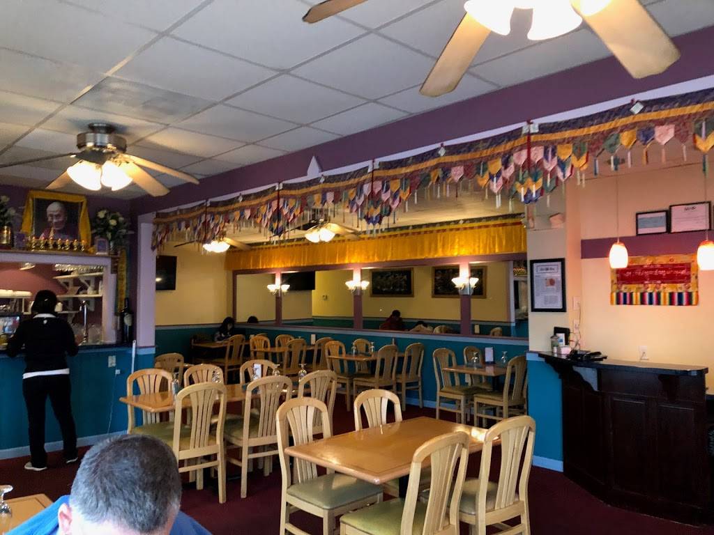 Swad Tandoori | restaurant | 150 State St, New London, CT 06320, USA | 8604391809 OR +1 860-439-1809