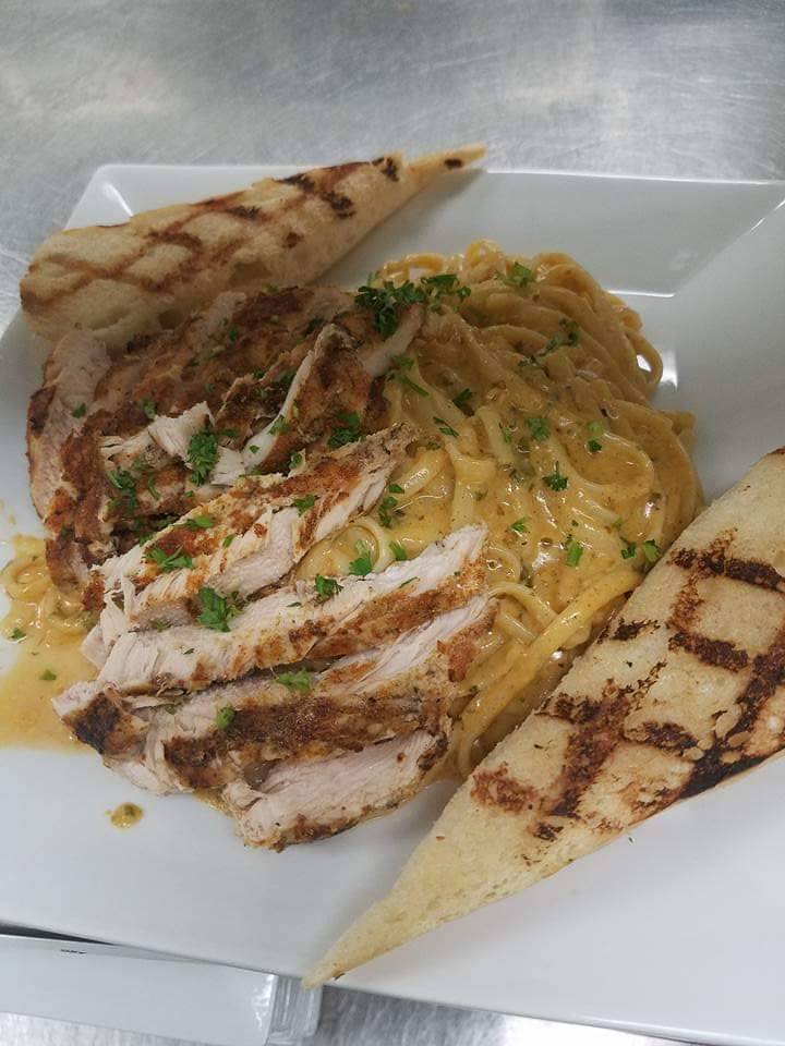 Tabards Kitchen | restaurant | 12030 Blue Valley Pkwy, Overland Park, KS 66213, USA | 9138085688 OR +1 913-808-5688