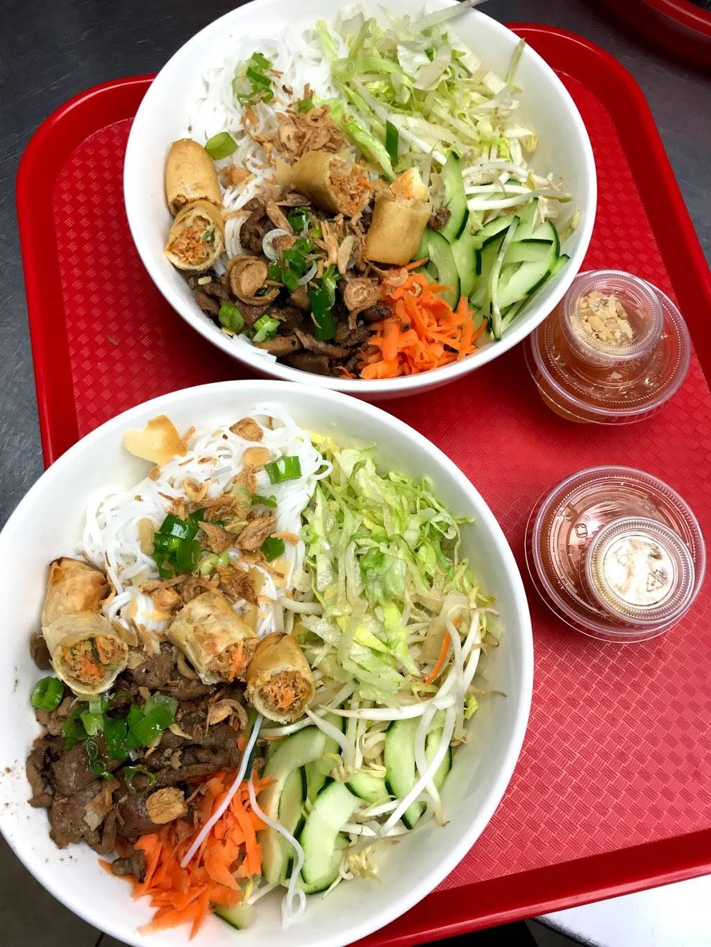 Banh Mi N More Vietnamese Eatery | restaurant | 10520 Northwest Fwy, Houston, TX 77092, USA | 8323013963 OR +1 832-301-3963