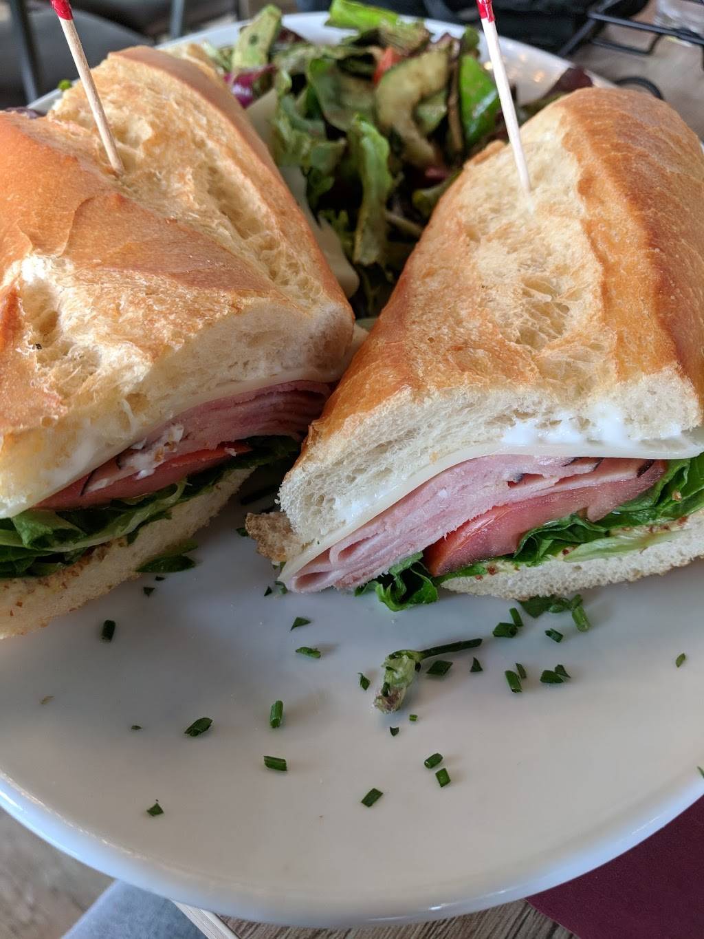 Creamy Spoon French Bistro | restaurant | 106 N Glendale Ave, Glendale, CA 91206, USA | 8186962775 OR +1 818-696-2775