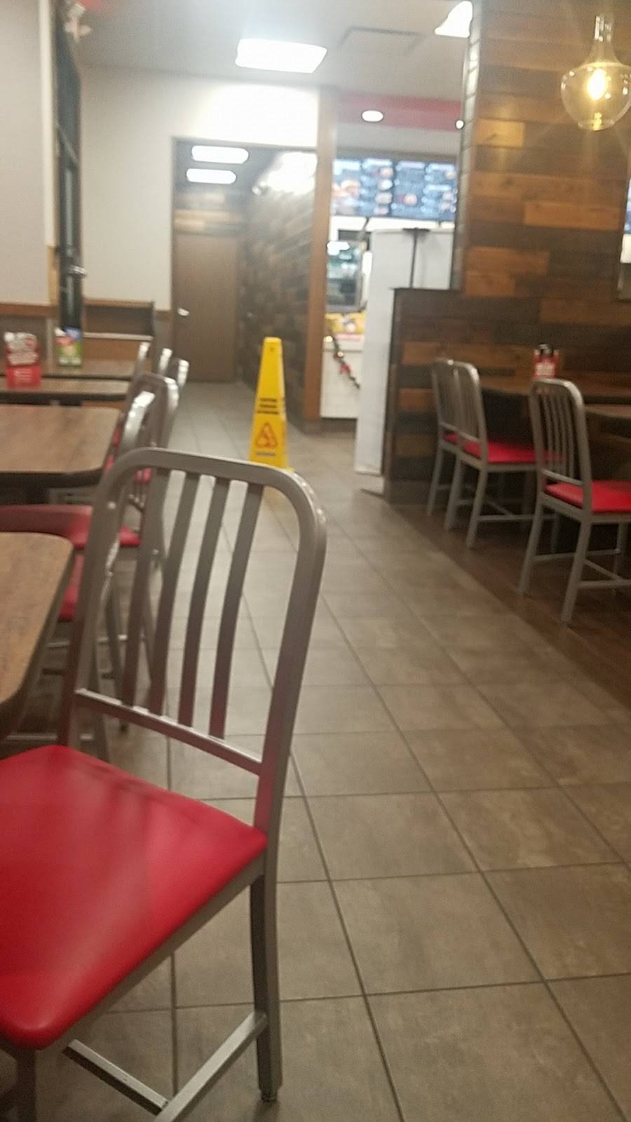 Arbys | restaurant | 1830 1st Capitol Dr, St Charles, MO 63301, USA | 6369253133 OR +1 636-925-3133