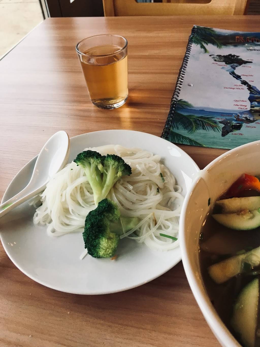 King Pho 2 | restaurant | 5659 N Lincoln Ave, Chicago, IL 60659, USA | 7736459369 OR +1 773-645-9369