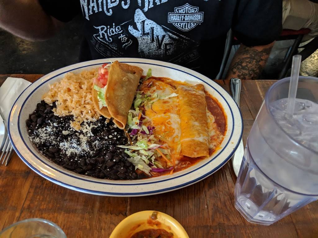 Margaritas Grille | restaurant | 10 W Main St, Mesa, AZ 85201, USA | 4809695812 OR +1 480-969-5812