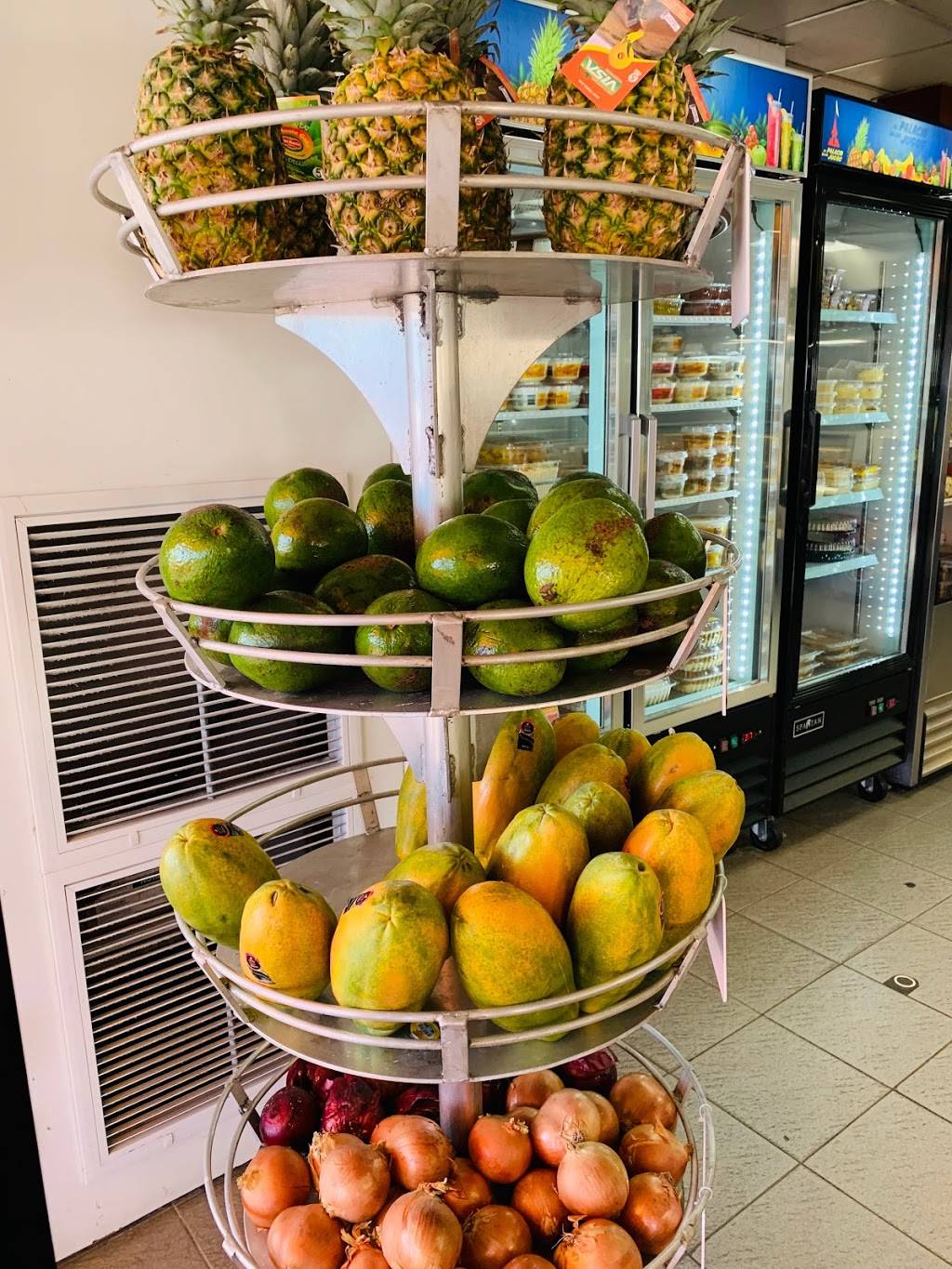 El Palacio de los Jugos | meal takeaway | 5721 W Flagler St, Miami, FL 33144, USA | 7863133052 OR +1 786-313-3052