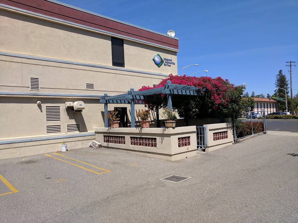 Snack Corner | restaurant | 70 Saratoga Ave, Santa Clara, CA 95051, USA | 6692039006 OR +1 669-203-9006