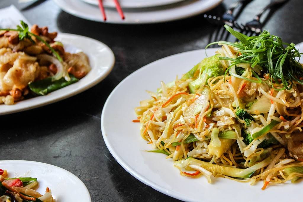 Fats Asia Bistro, Folsom | restaurant | 2585 Iron Point Rd, Folsom, CA 95630, USA | 9169831133 OR +1 916-983-1133