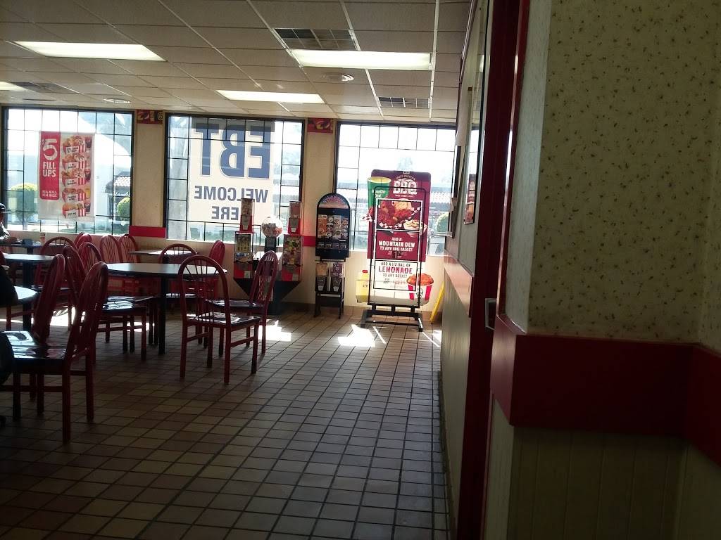 KFC | restaurant | 7905 Alondra Blvd, Paramount, CA 90723, USA | 5626339125 OR +1 562-633-9125