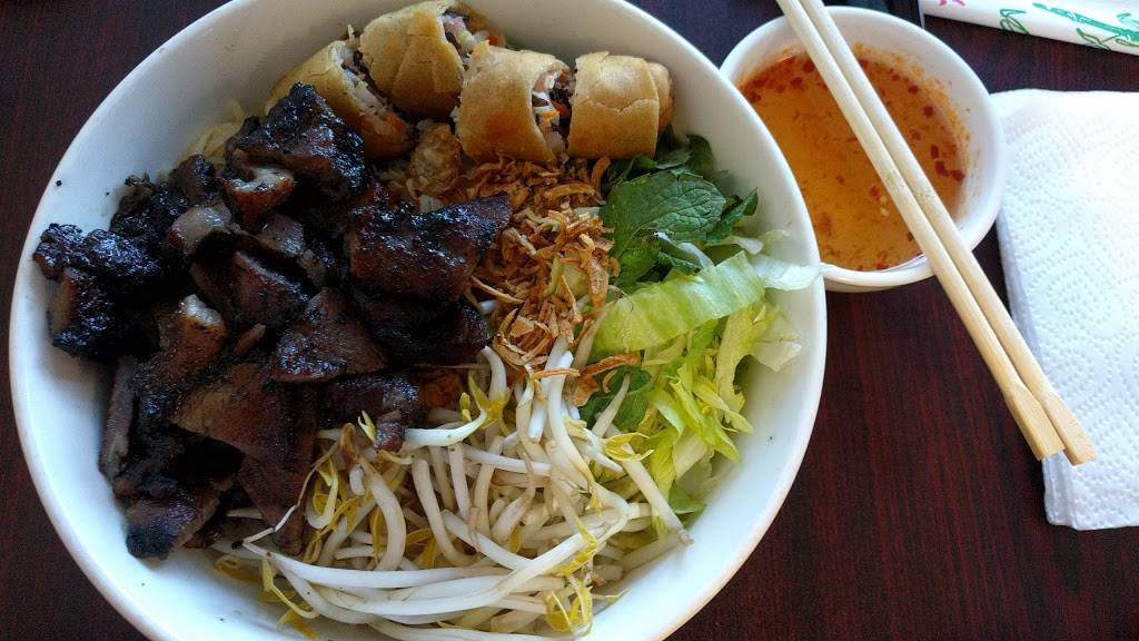 Sun Cafe | restaurant | 1681 S 1st Ave, Iowa City, IA 52240, USA | 3193512287 OR +1 319-351-2287