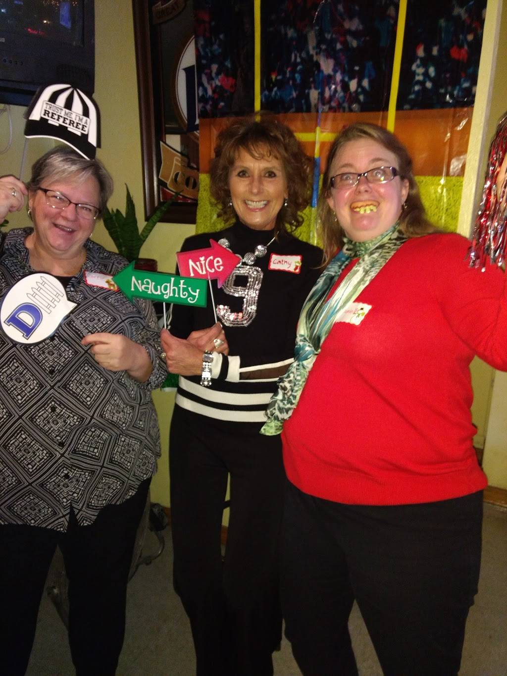 Gobblers Knob Supper Club | restaurant | 101 N Military Rd, Stockbridge, WI 53088, USA | 9204391265 OR +1 920-439-1265