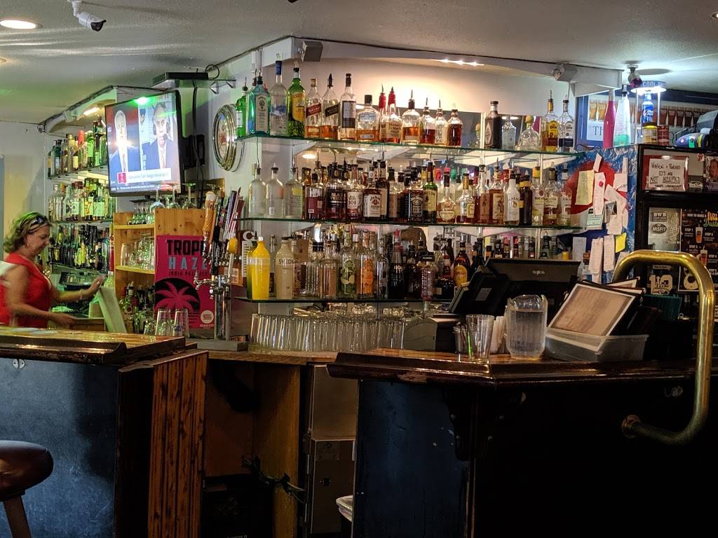 The Cedar Stump, LLC | restaurant | 19711 Smokey Point Blvd, Arlington, WA 98223, USA | 3603868112 OR +1 360-386-8112