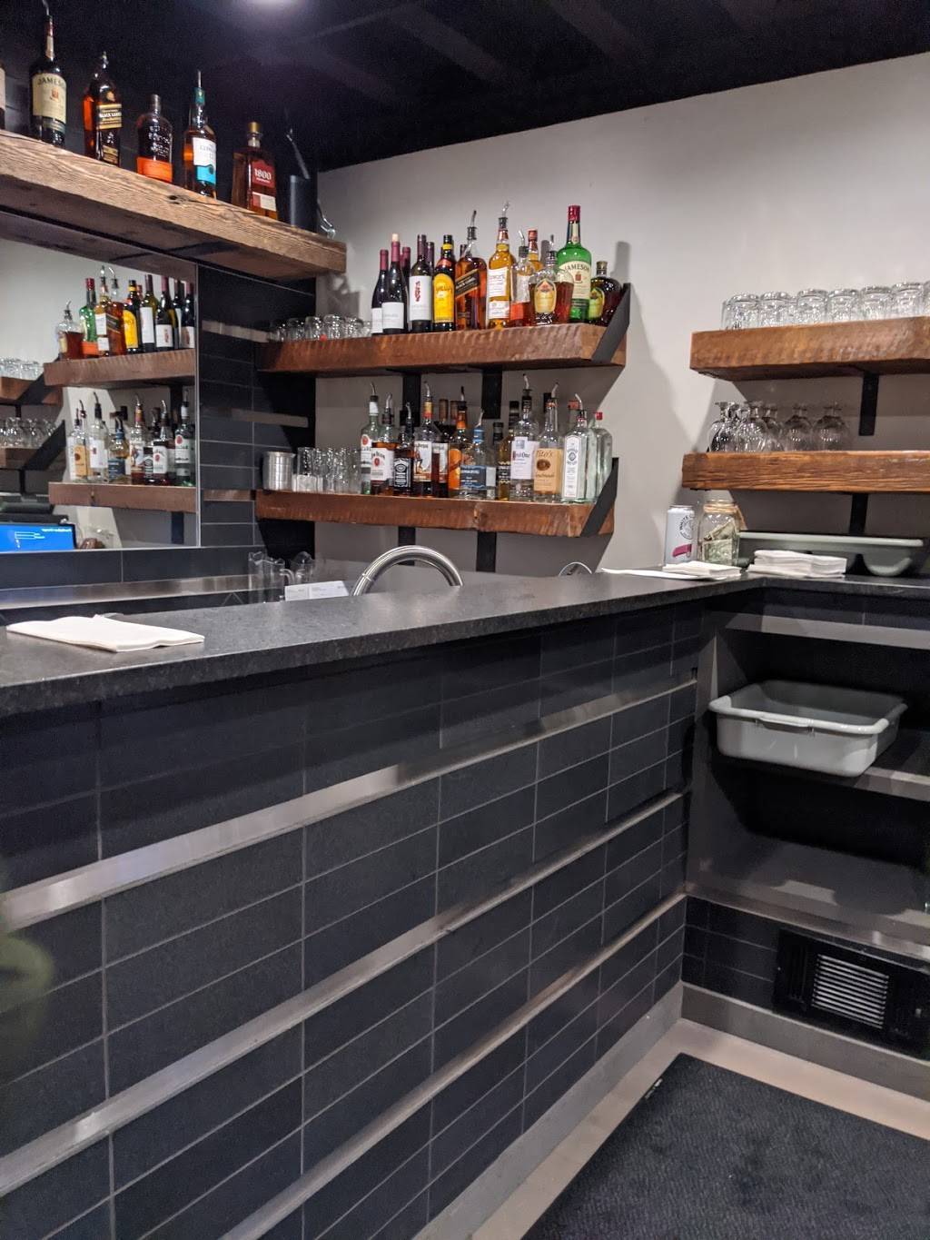 313 Taproom | restaurant | 313 Ridge Rd, Munster, IN 46321, USA | 2195139004 OR +1 219-513-9004