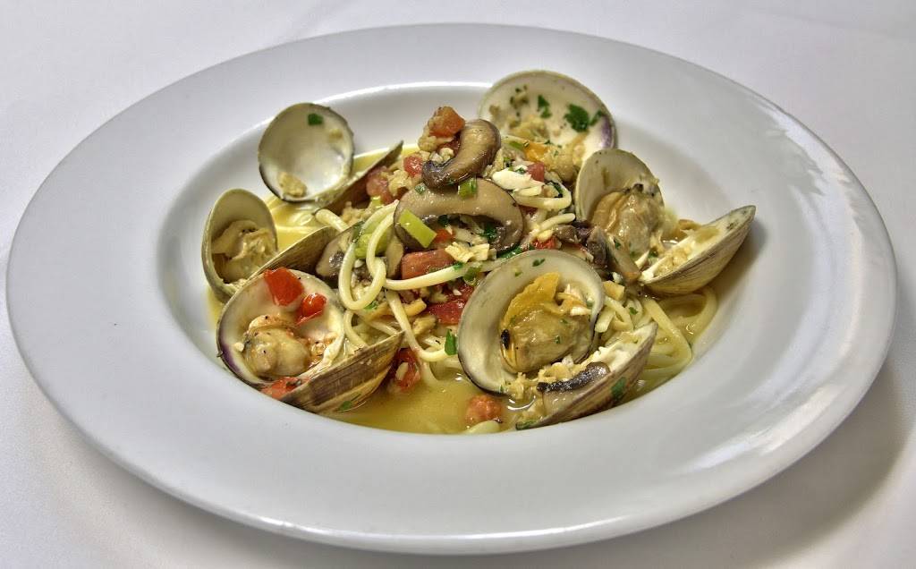 La Mia Cucina | restaurant | 208 17th St, Pacific Grove, CA 93950, USA | 8313732416 OR +1 831-373-2416