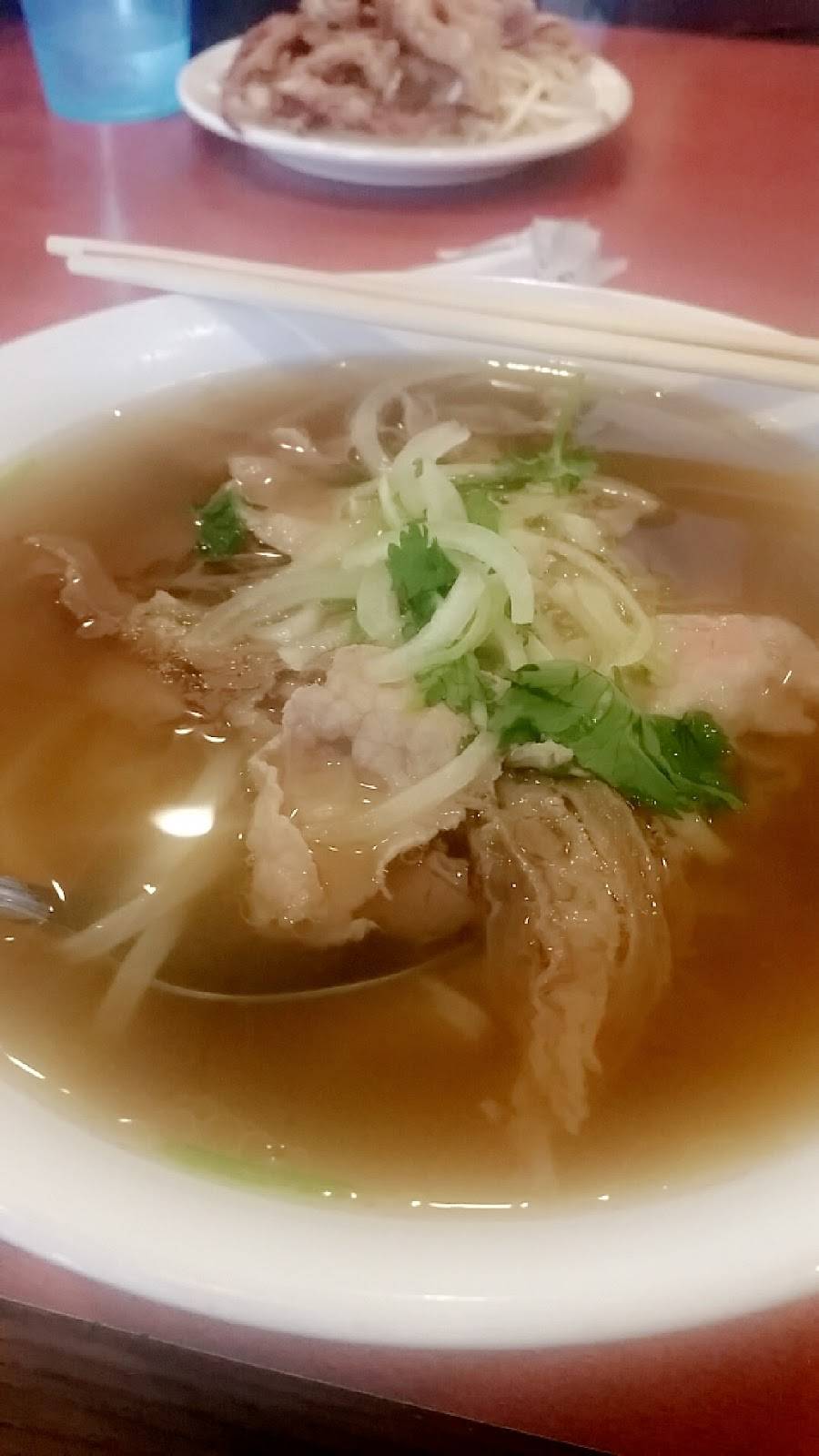 Pho Lien Hung | restaurant | 1300 Finch Ave W, North York, ON M3J 3K2, Canada | 6474307218 OR +1 647-430-7218