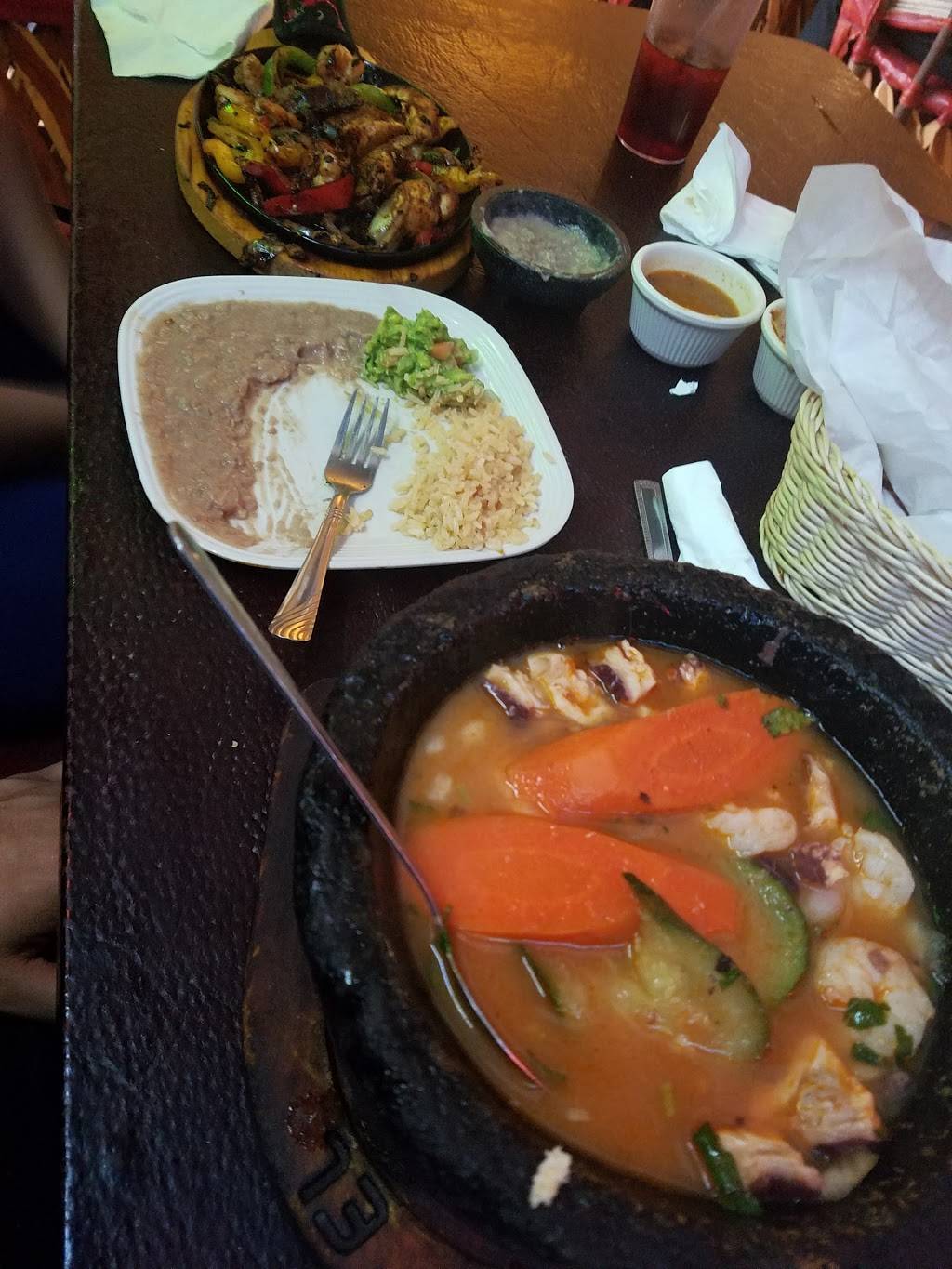 El Michoacano Restaurant | restaurant | 1998 Freedom Blvd, Freedom, CA 95019, USA | 8317688279 OR +1 831-768-8279