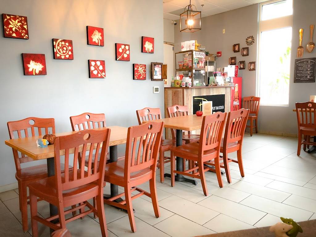 Ploy Thai kitchen | restaurant | 486 Royer Dr #101, Lancaster, PA 17601, USA | 7178244038 OR +1 717-824-4038