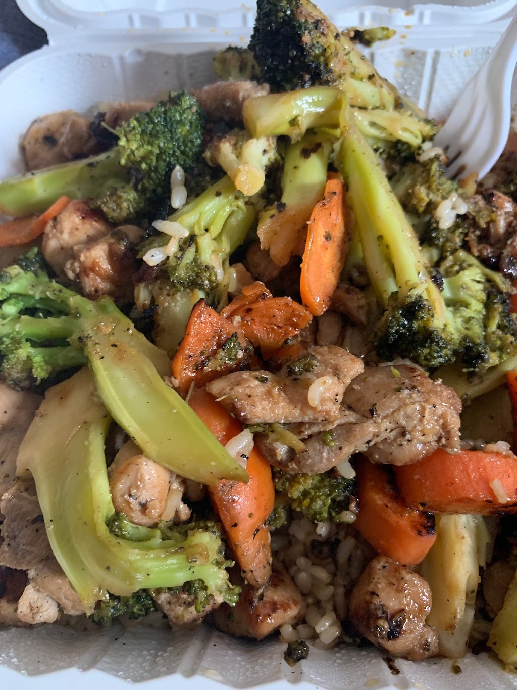 Pitkins Fish & Chicken | restaurant | 288 Utica Ave, Brooklyn, NY 11213, USA | 7187740304 OR +1 718-774-0304