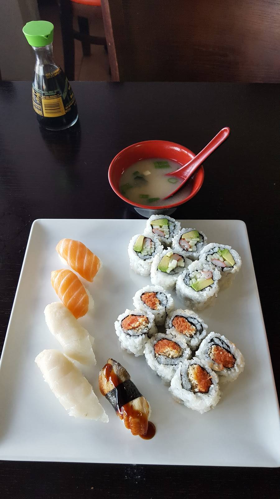 China Dragon | restaurant | 1306 E Algonquin Rd, Algonquin, IL 60102, USA | 8476586890 OR +1 847-658-6890