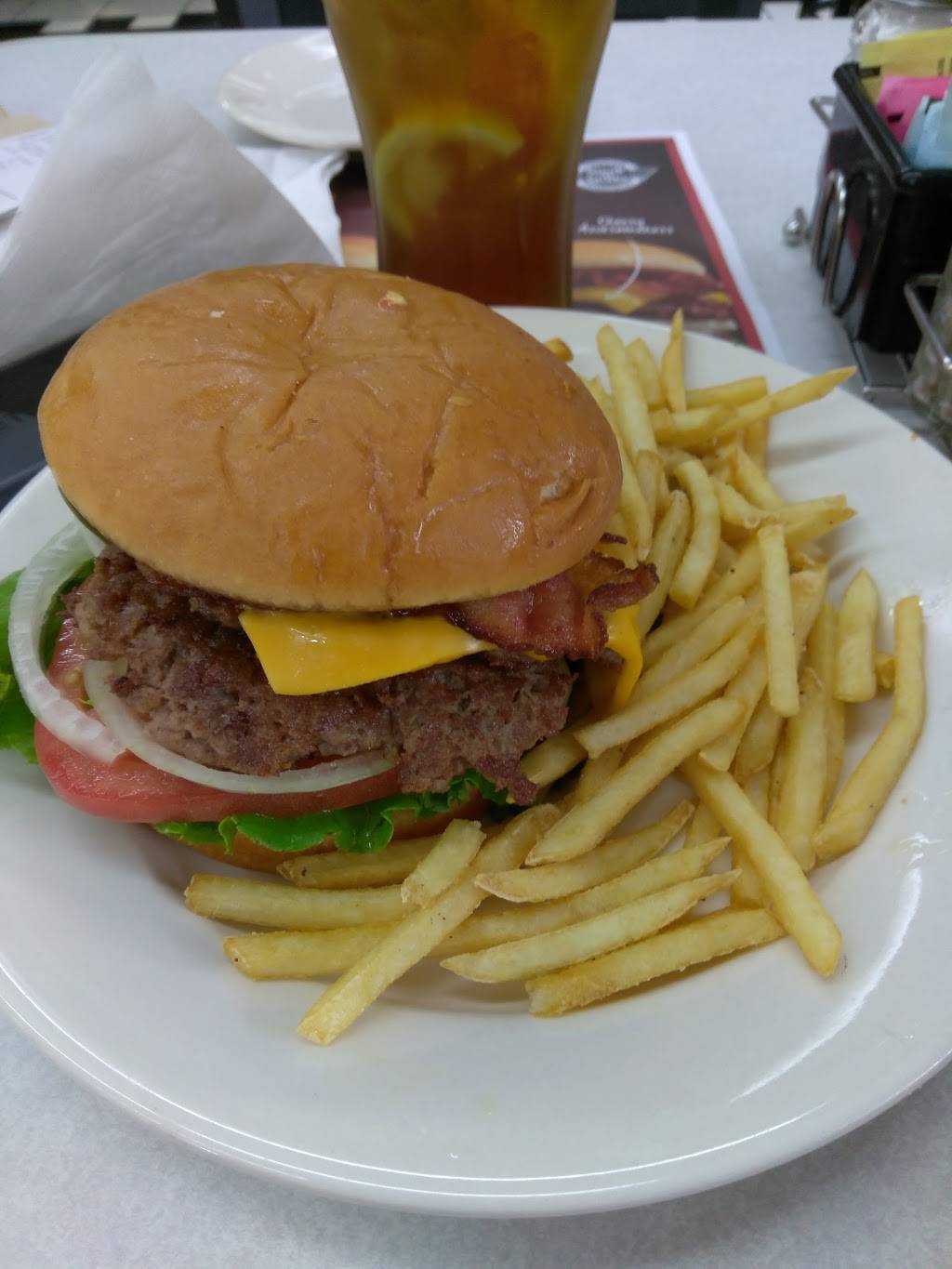 Steak n Shake | restaurant | 3380 Northside Pkwy NW, Atlanta, GA 30327, USA | 4042627051 OR +1 404-262-7051