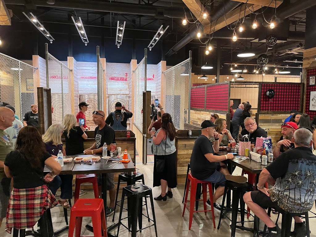 Social Axe Throwing | restaurant | 2530 S Val Vista Dr suite 103, Gilbert, AZ 85295, USA | 4804544231 OR +1 480-454-4231