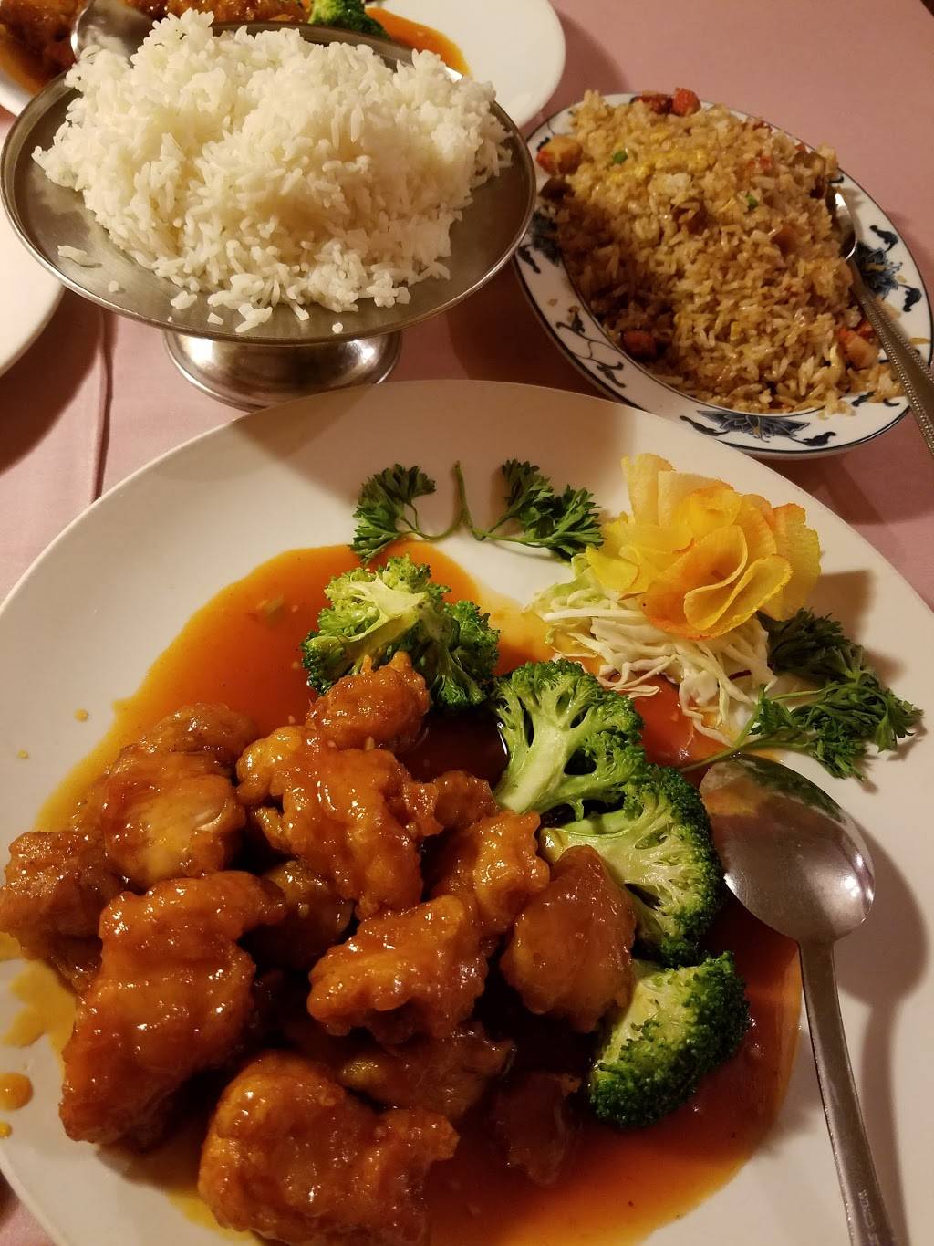 Silver Chopsticks | restaurant | 2135 National Rd, Elm Grove, WV 26003, USA | 3042425858 OR +1 304-242-5858