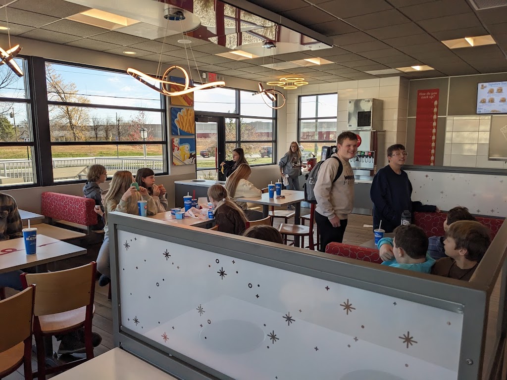 DAIRY QUEEN | restaurant | 1810 S Ohio St, Martinsville, IN 46151, USA | 7653528538 OR +1 765-352-8538