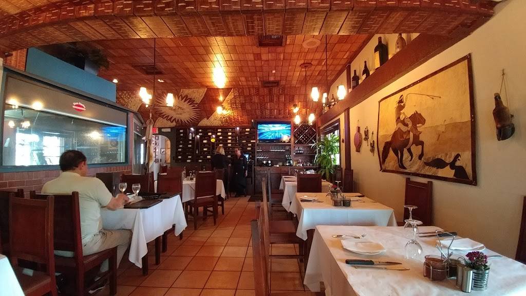 Rincon Argentino | restaurant | 2345 Douglas Rd, Miami, FL 33145, USA | 3054442494 OR +1 305-444-2494